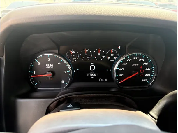 Car image 21
