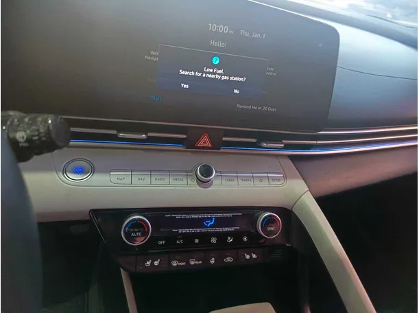 Car image 16