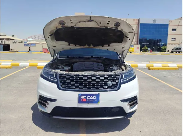 Car image 30