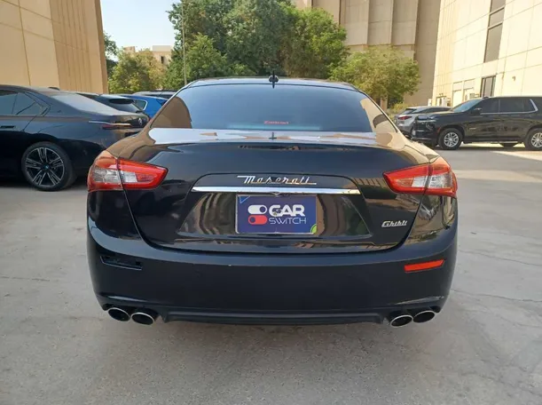 Car image 6