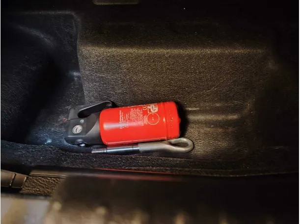 Car image 31