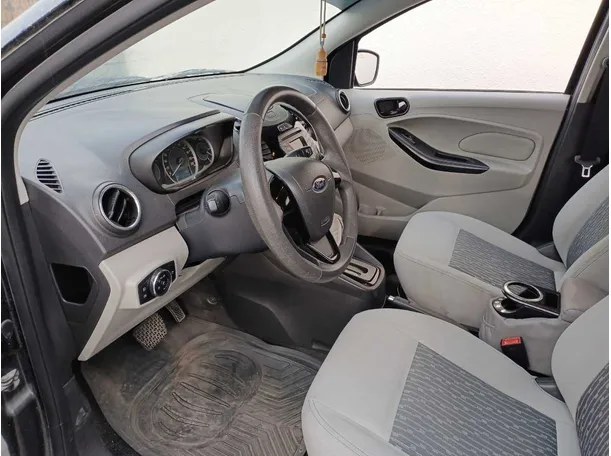 Car image 11