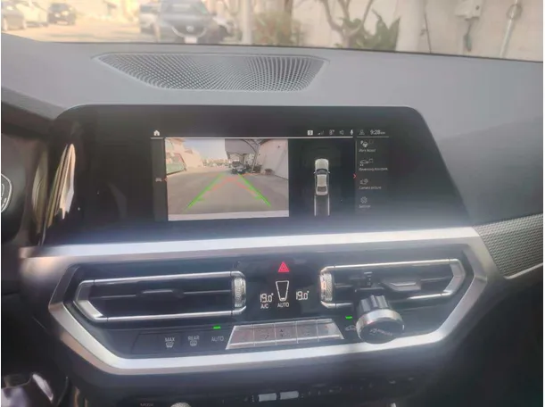 Car image 23