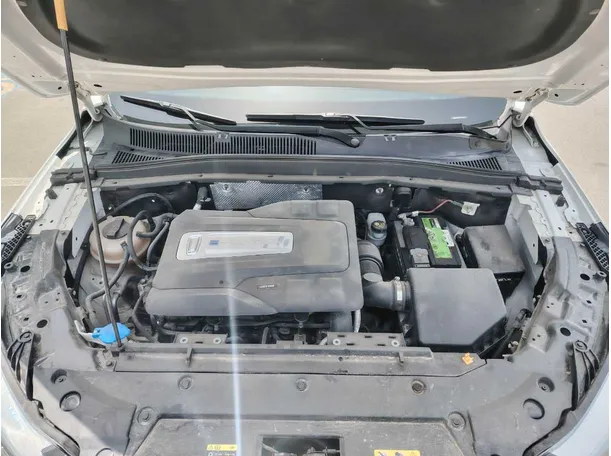 Car image 47