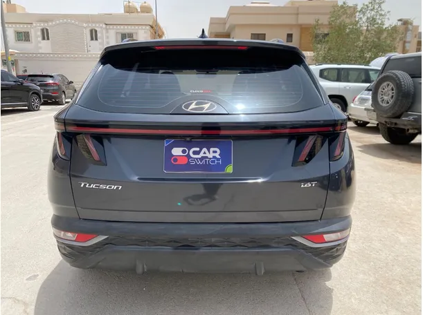 Car image 6