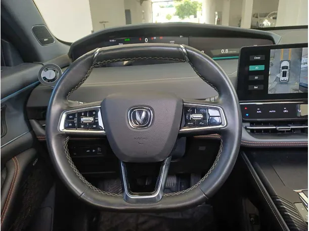 Car image 16