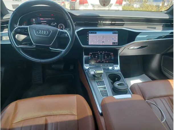Car image 16
