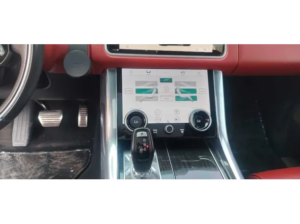 Car image 17