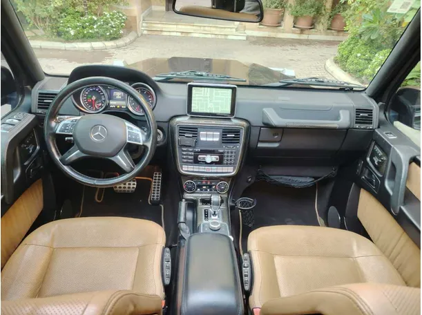 Car image 23