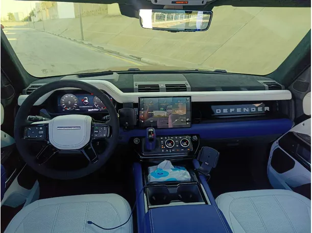 Car image 22