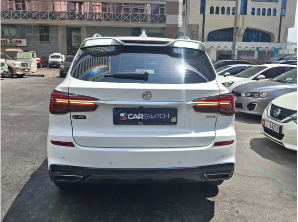 Car image 6