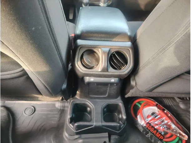 Car image 39