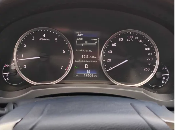 Car image 25