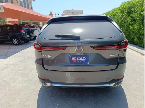 Car image 6