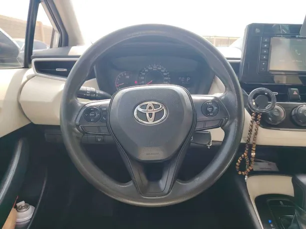 Car image 21