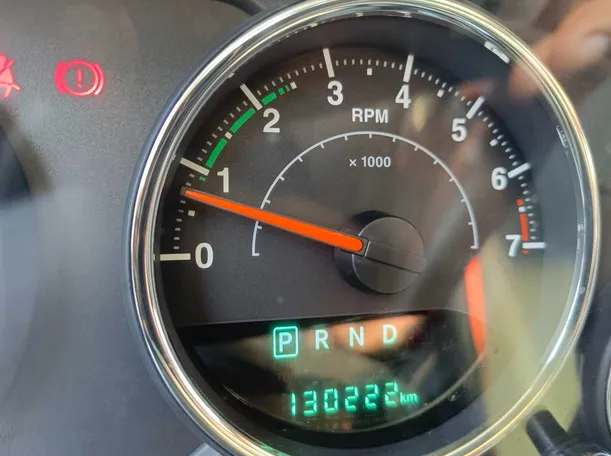 Car image 25