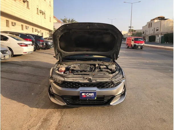 Car image 21
