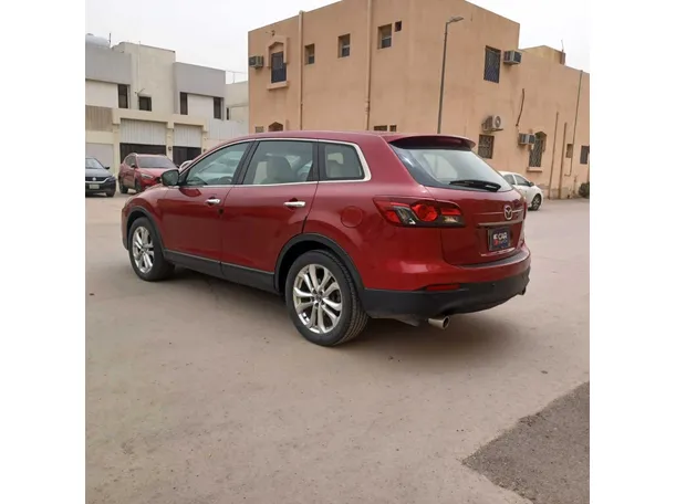 Car image 7