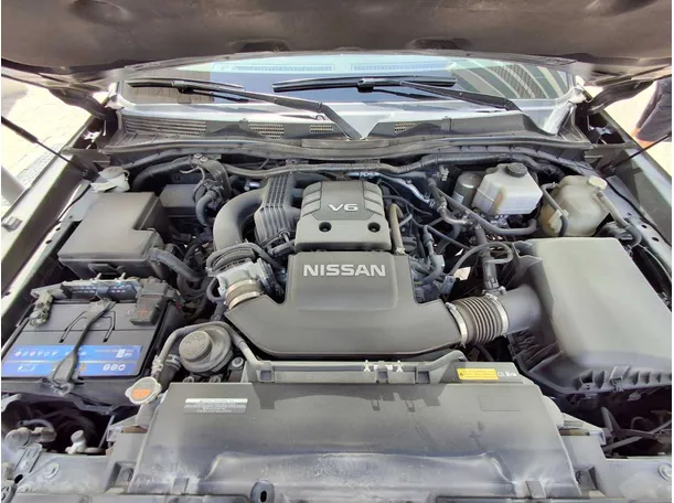 Car image 25