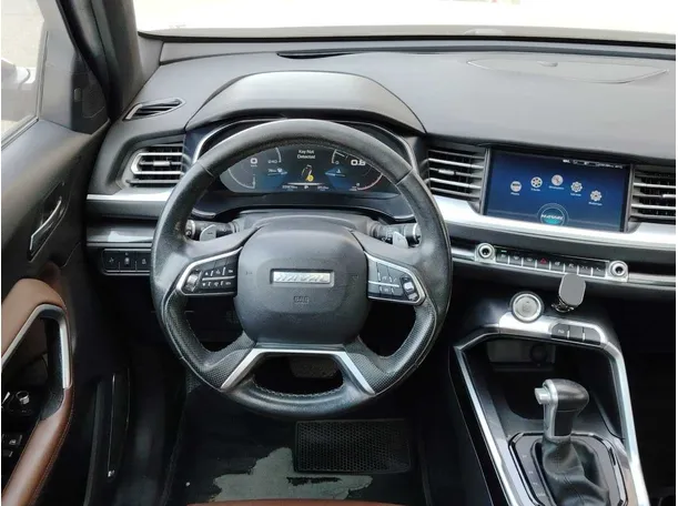 Car image 24