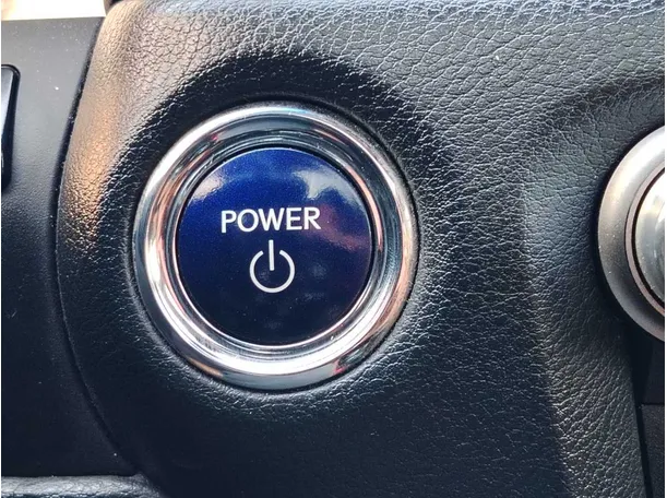 Car image 37
