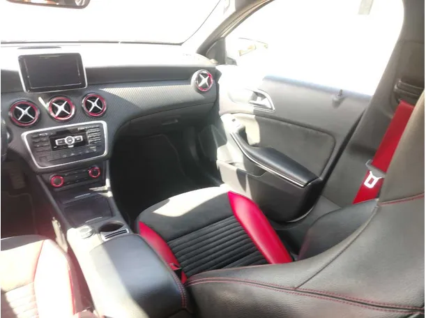Car image 31