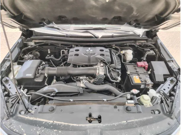 Car image 33