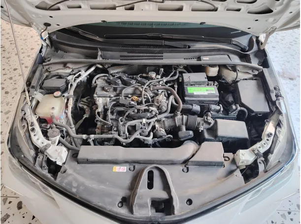 Car image 36