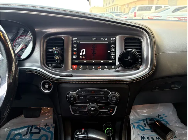 Car image 21
