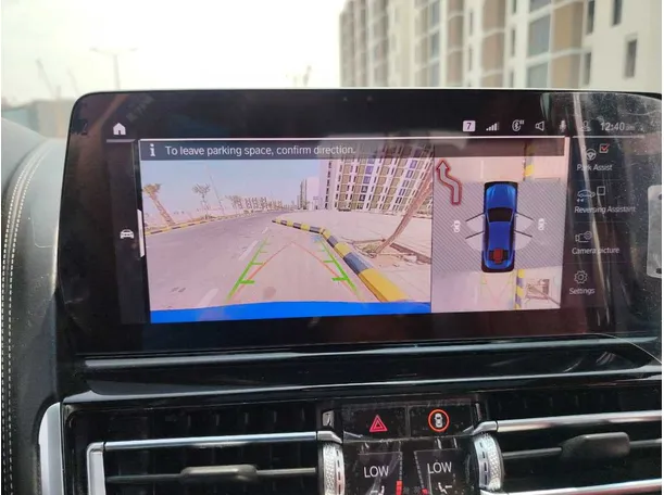 Car image 23