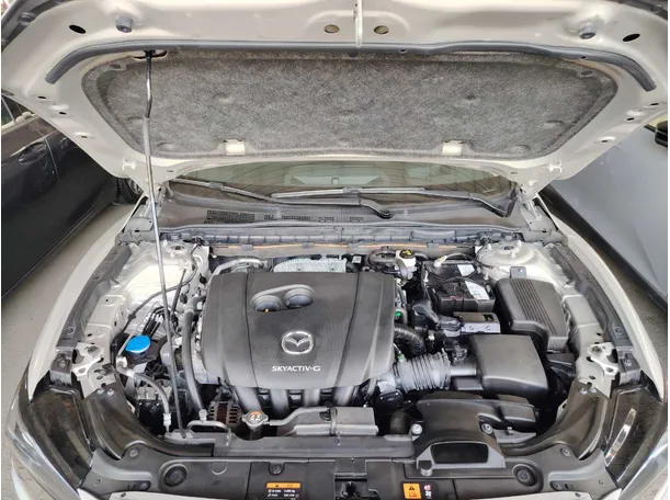 Car image 35
