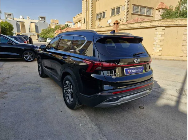 Car image 7