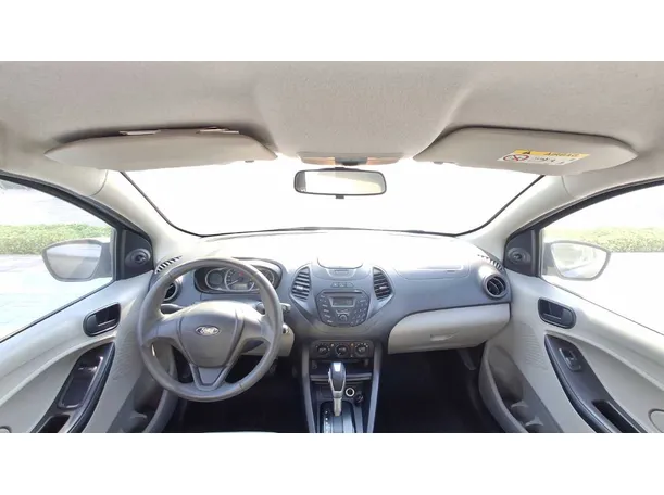 Car image 17