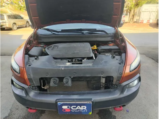 Car image 40