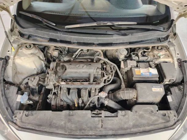 Car image 28