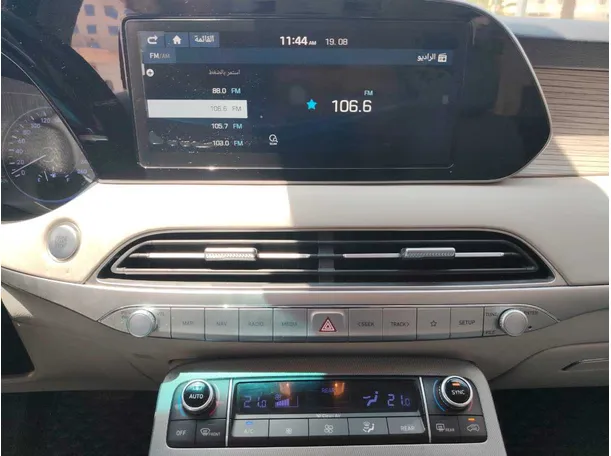 Car image 20