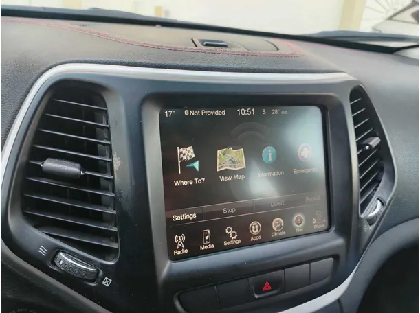 Car image 26