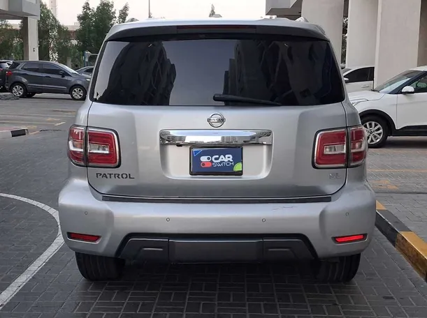Car image 6