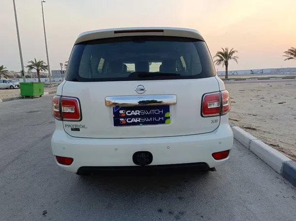 Car image 6