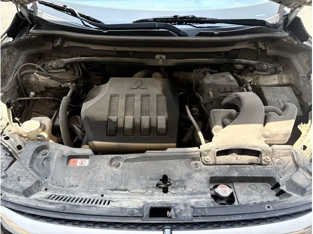 Car image 28