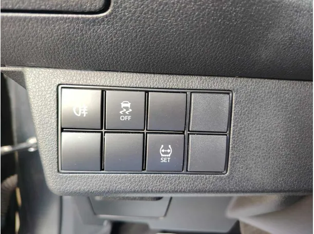 Car image 38