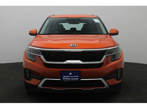 Car image 11