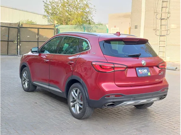 Car image 5