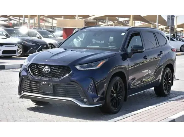 2023 Toyota Highlander in UAE