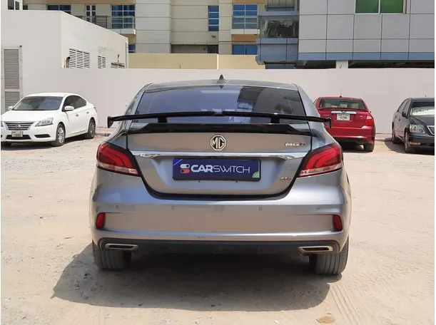 Car image 6