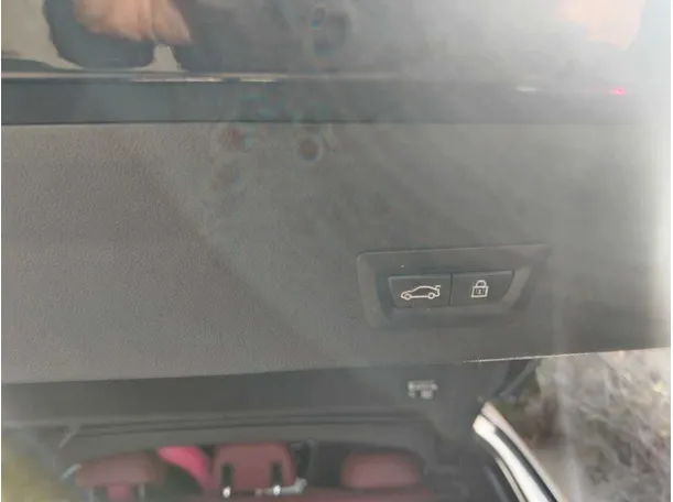 Car image 41