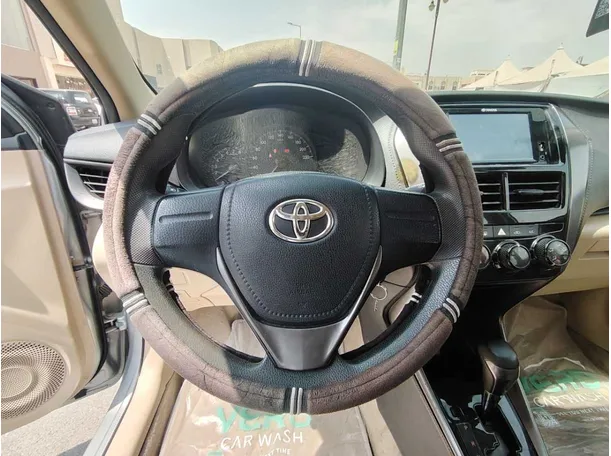 Car image 22
