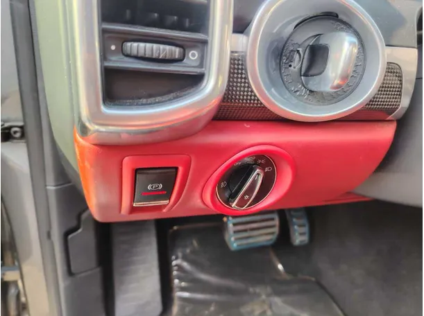 Car image 42