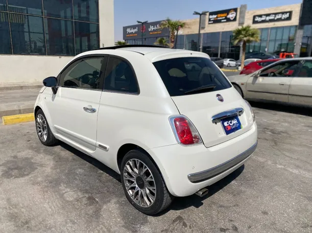 Car image 7