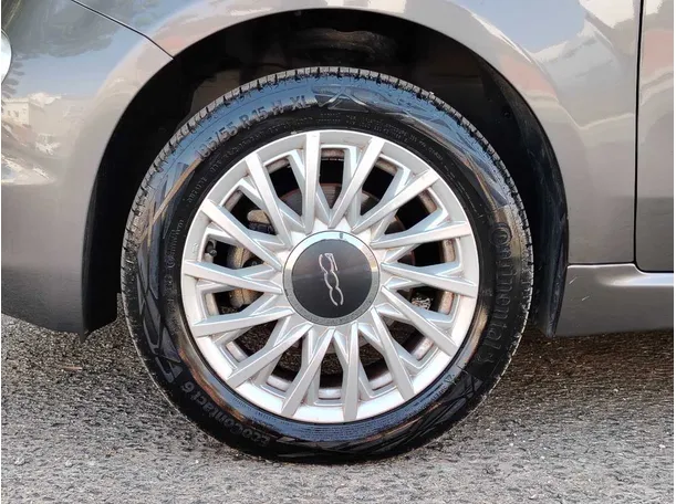 Car image 13